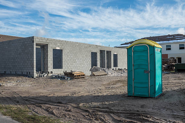 Best Portable restroom trailer rental  in Peralta, NM